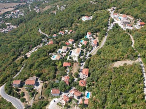 Plac 1.000 m² – Prijevor, Budva — fotografija 21