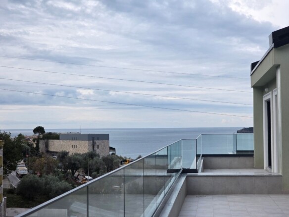 Dvosoban stan 108 m² – Kamenovo, Budva — fotografija 13