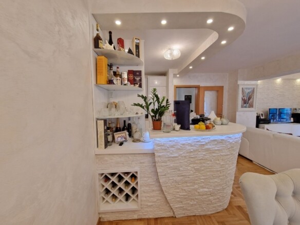 Dvosoban stan 90 m² – Rozino, Budva — fotografija 12