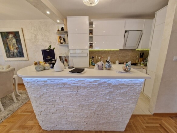 Dvosoban stan 90 m² – Rozino, Budva — fotografija 13