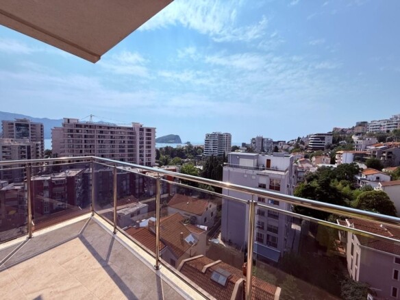 Trosoban stan 326 m² – Budva — fotografija 10
