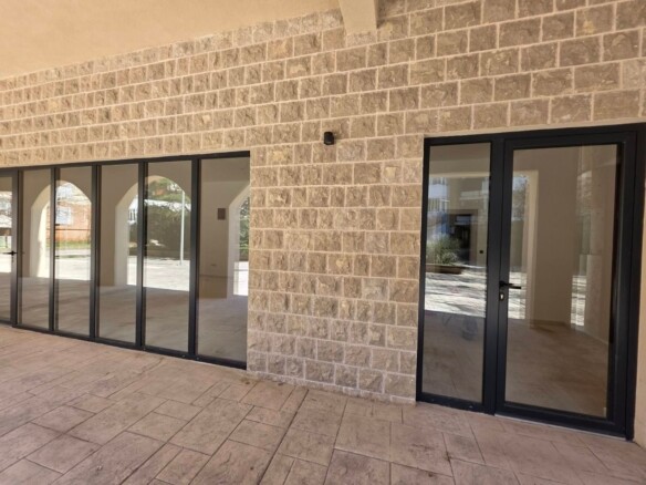Poslovni prostor 42 m² – Budva — fotografija 2