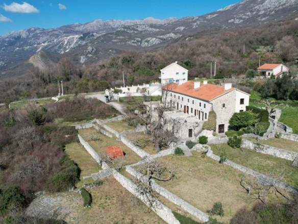 Kuća 370 m² – Sveti Stefan, Budva — fotografija 4