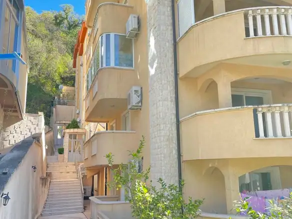 Izdavanje: Garsonjera 46 m² – Pržno, Budva — fotografija 5