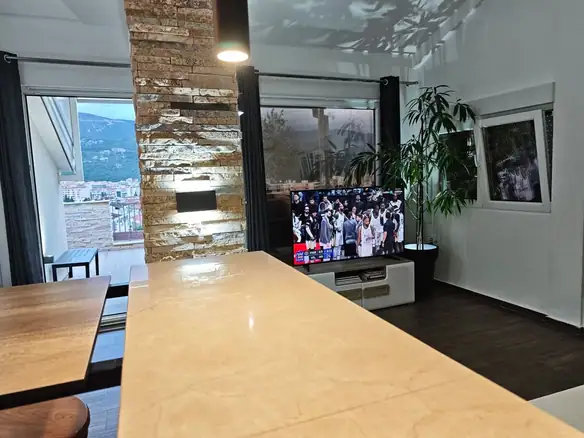 Izdavanje: Dvosoban stan 100 m² – Bijeli Do, Budva — fotografija 4
