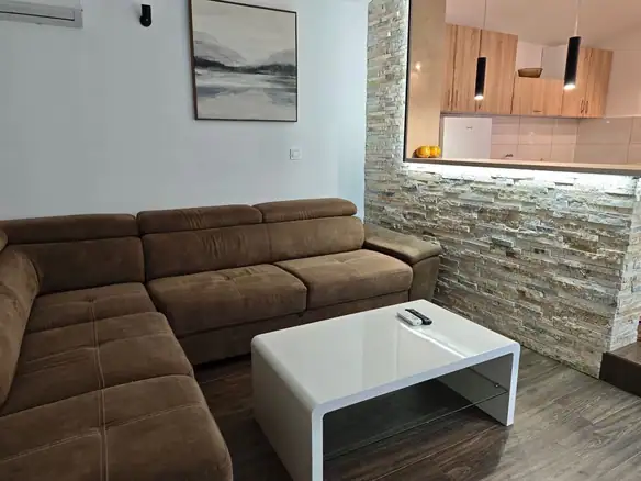 Izdavanje: Dvosoban stan 100 m² – Bijeli Do, Budva — fotografija 7