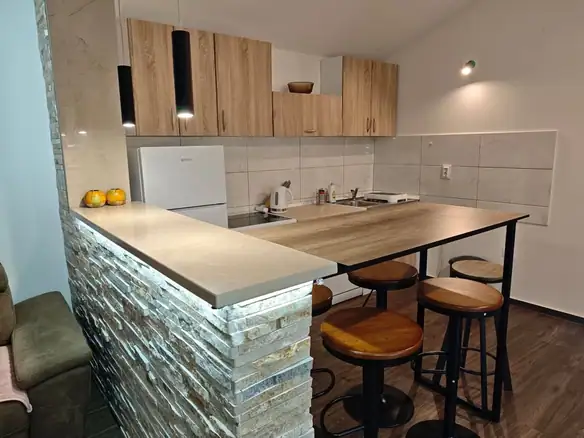 Izdavanje: Dvosoban stan 100 m² – Bijeli Do, Budva — fotografija 14