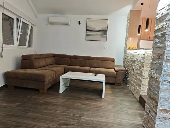 Izdavanje: Dvosoban stan 100 m² – Bijeli Do, Budva — fotografija 21