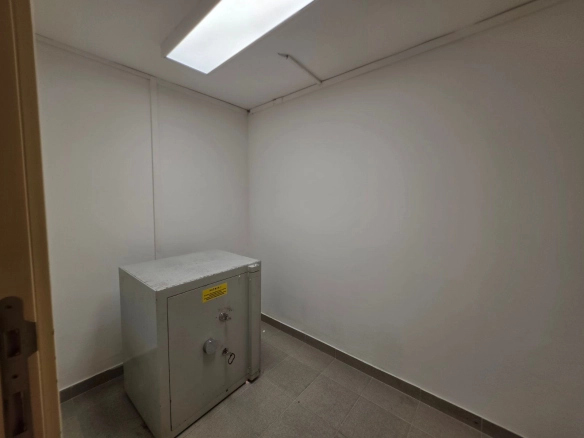 Poslovni prostor kod hotela Hilton, Podgorica — fotografija 7