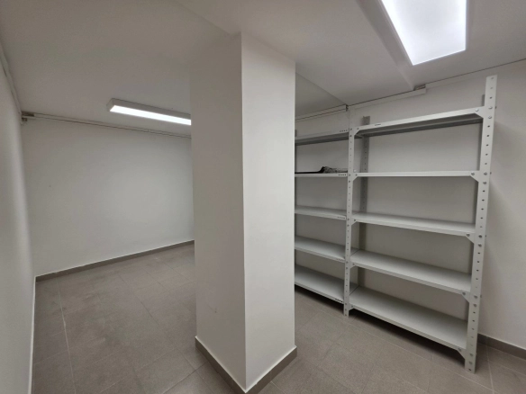Poslovni prostor kod hotela Hilton, Podgorica — fotografija 12