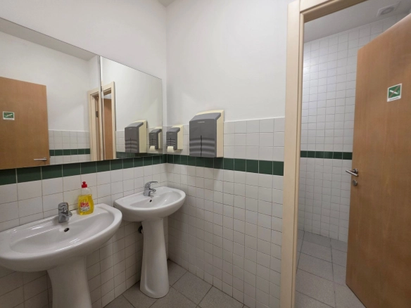 Poslovni prostor kod hotela Hilton, Podgorica — fotografija 18