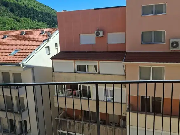 Jednosoban stan 56 m² – Lazi, Budva — fotografija 2