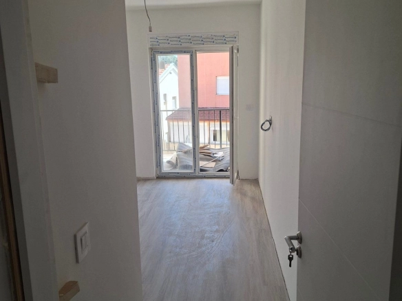 Jednosoban stan 56 m² – Lazi, Budva — fotografija 4