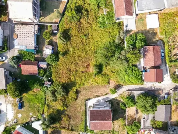 Urbanizovan plac u naselju Mrčevac, Tivat — fotografija 9