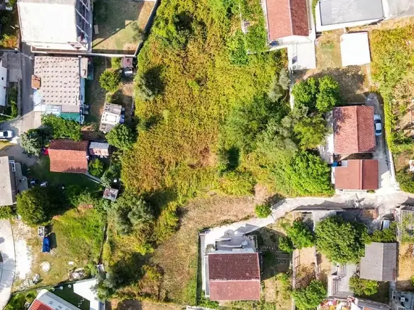 Urbanizovan plac u naselju Mrčevac, Tivat — fotografija 14