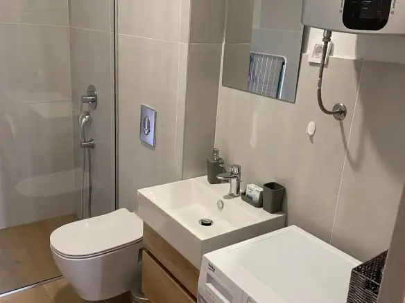 Izdavanje: Jednosoban stan 63 m² – Pržno, Budva — fotografija 8