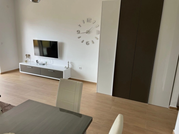 Izdavanje: Jednosoban stan 63 m² – Pržno, Budva — fotografija 10