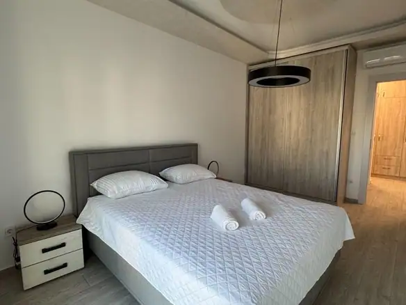 Izdavanje: Dvosoban stan 74 m² – Bečići, Budva — fotografija 6