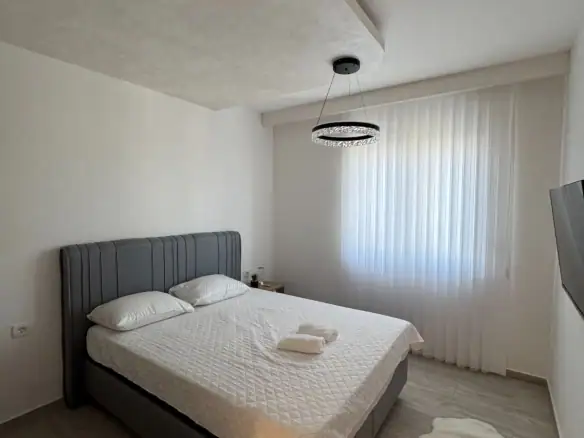Izdavanje: Dvosoban stan 74 m² – Bečići, Budva — fotografija 9