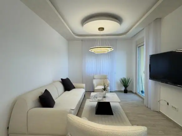 Izdavanje: Dvosoban stan 74 m² – Bečići, Budva — fotografija 10
