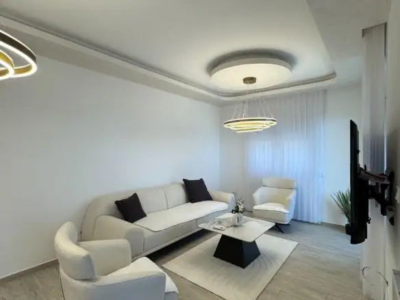 Izdavanje: Dvosoban stan 74 m² – Bečići, Budva — fotografija 20