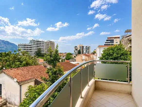 Izdavanje: Jednosoban stan 48 m² – Gospoština, Budva — fotografija 19