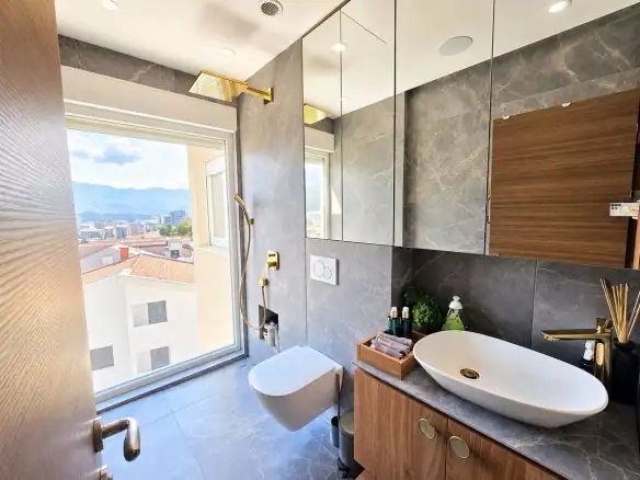 Dvosoban stan 77 m² – Budva — fotografija 8