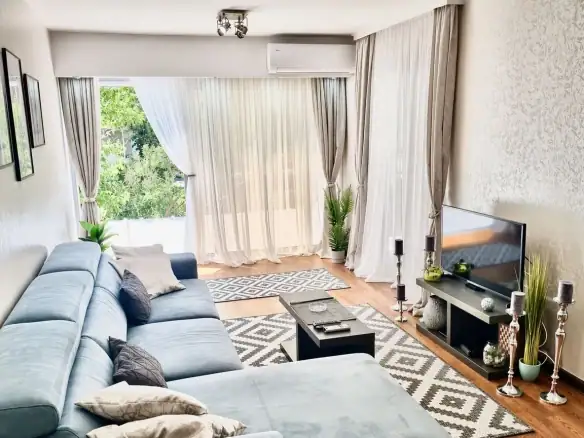 Trosoban stan 92 m² – Budva — fotografija 3