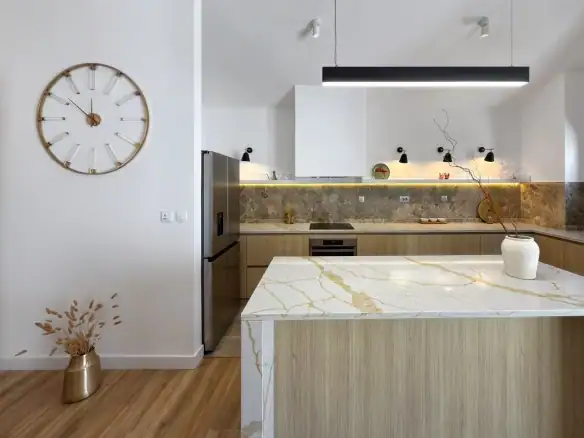 Izdavanje: Dvosoban stan 136 m² – Pržno, Budva — fotografija 10