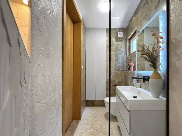 Izdavanje: Dvosoban stan 136 m² – Pržno, Budva — fotografija 15