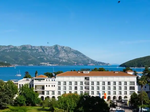 Dvosoban stan 94 m² – Budva — fotografija 7