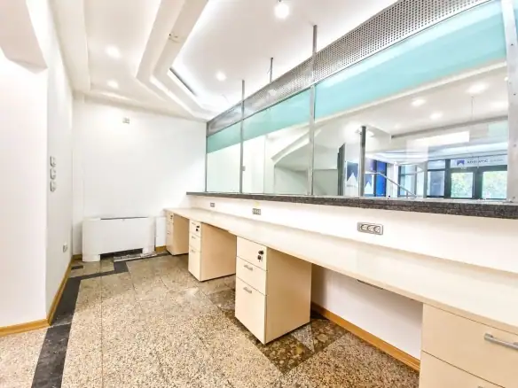 Izdavanje: Poslovni prostor 500 m² – Podgorica — fotografija 3