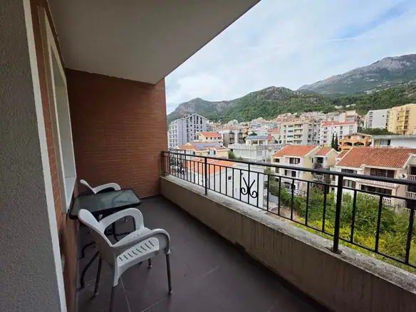 Jednosoban stan u naselju Lazi, Budva — fotografija 2