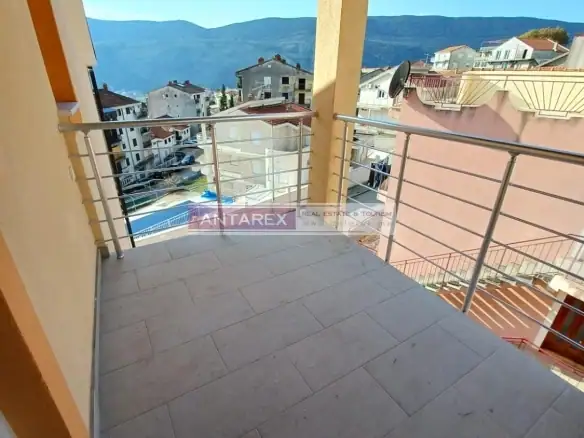 Dvosoban stan 125 m² – Gomila, Herceg Novi — fotografija 11