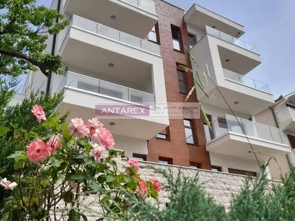 Jednosoban stan 55 m² – Đenovići, Herceg Novi — fotografija 2