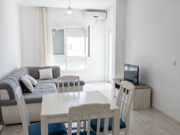 Izdavanje: Jednosoban stan 46 m² – Dubovica, Budva — fotografija 5
