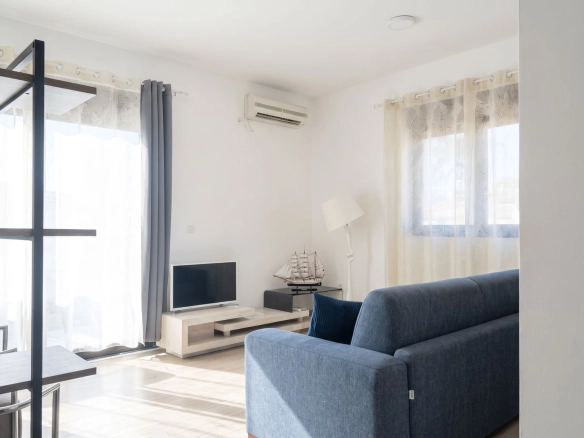 Izdavanje: Jednosoban stan 41 m² – Budva — fotografija 2