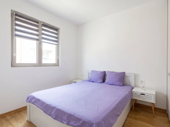 Izdavanje: Dvosoban stan 58 m² – Bečići, Budva — fotografija 8