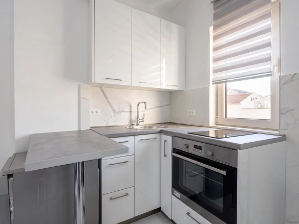 Izdavanje: Dvosoban stan 64 m² – Budva — fotografija 3
