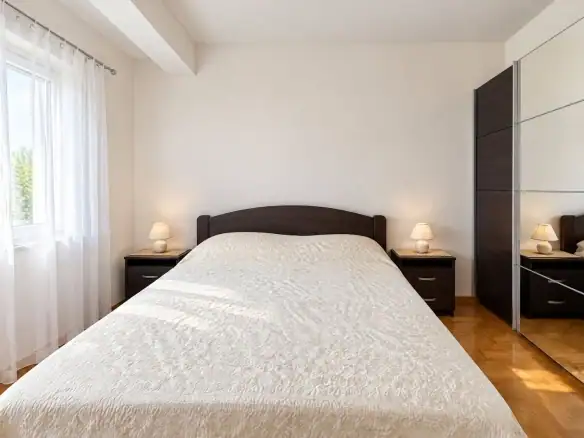 Izdavanje: Jednosoban stan 48 m² – Budva — fotografija 7