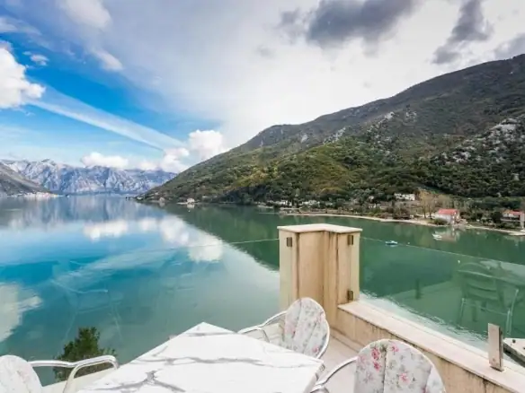 Hotel 590 m² – Morinj, Kotor — fotografija 11