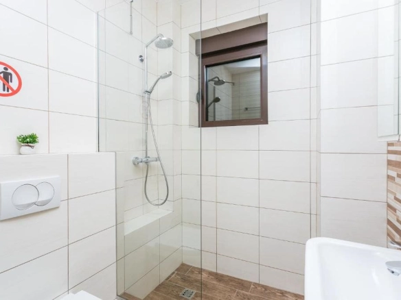 Hotel 590 m² – Morinj, Kotor — fotografija 18