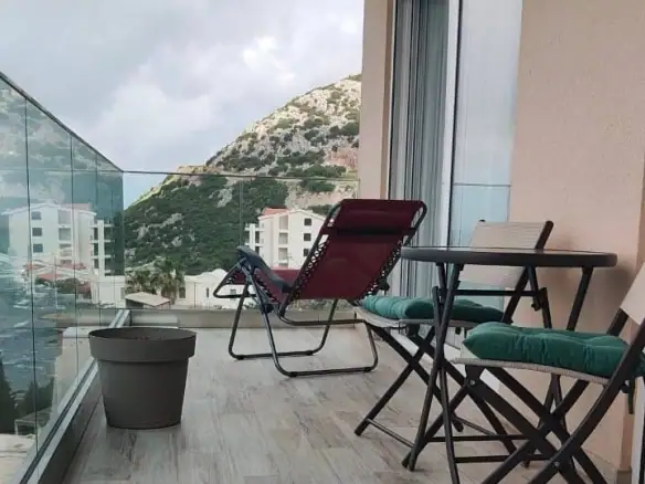 Dvosoban stan 87 m² – Dobra Voda, Bar — fotografija 6