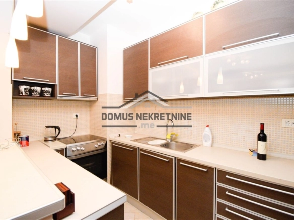 Izdavanje: Dvosoban stan 70 m² – Gorica C, Podgorica — fotografija 6