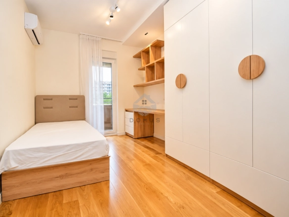 Izdavanje: Dvosoban stan 95 m² – Central Point, Podgorica — fotografija 16