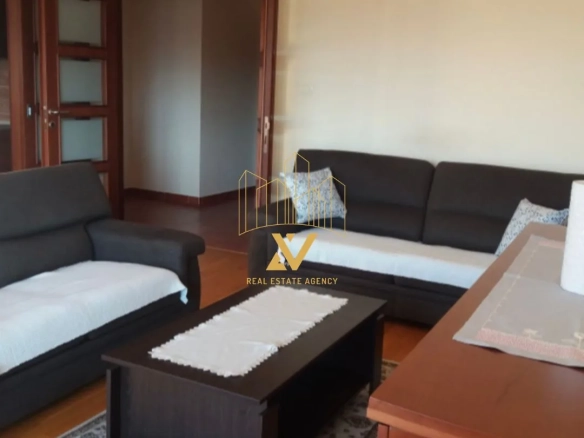 Izdavanje: Trosoban stan 125 m² – Gorica C, Podgorica — fotografija 2