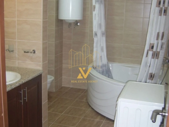 Izdavanje: Trosoban stan 125 m² – Gorica C, Podgorica — fotografija 5