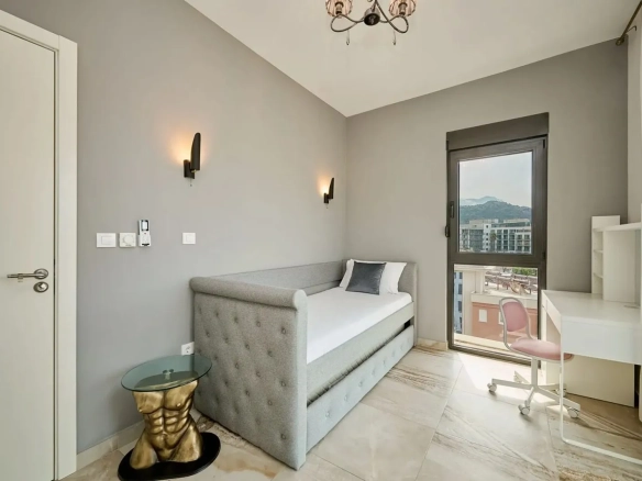 Dvosoban stan 84 m² – Bečići, Budva — fotografija 3