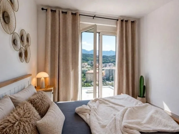 Dvosoban stan 74 m² – Bečići, Budva — fotografija 3