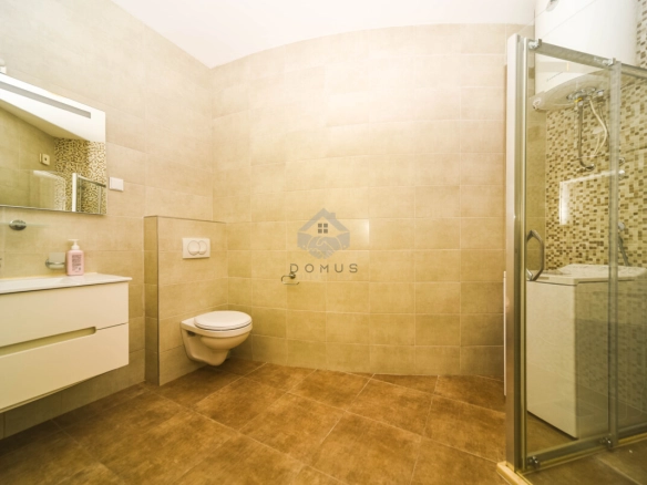 Izdavanje: Dvosoban stan 75 m² – Ljubović, Podgorica — fotografija 10